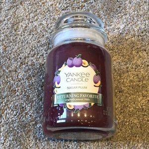 NWT Yankee Candle 22oz Large Candle.